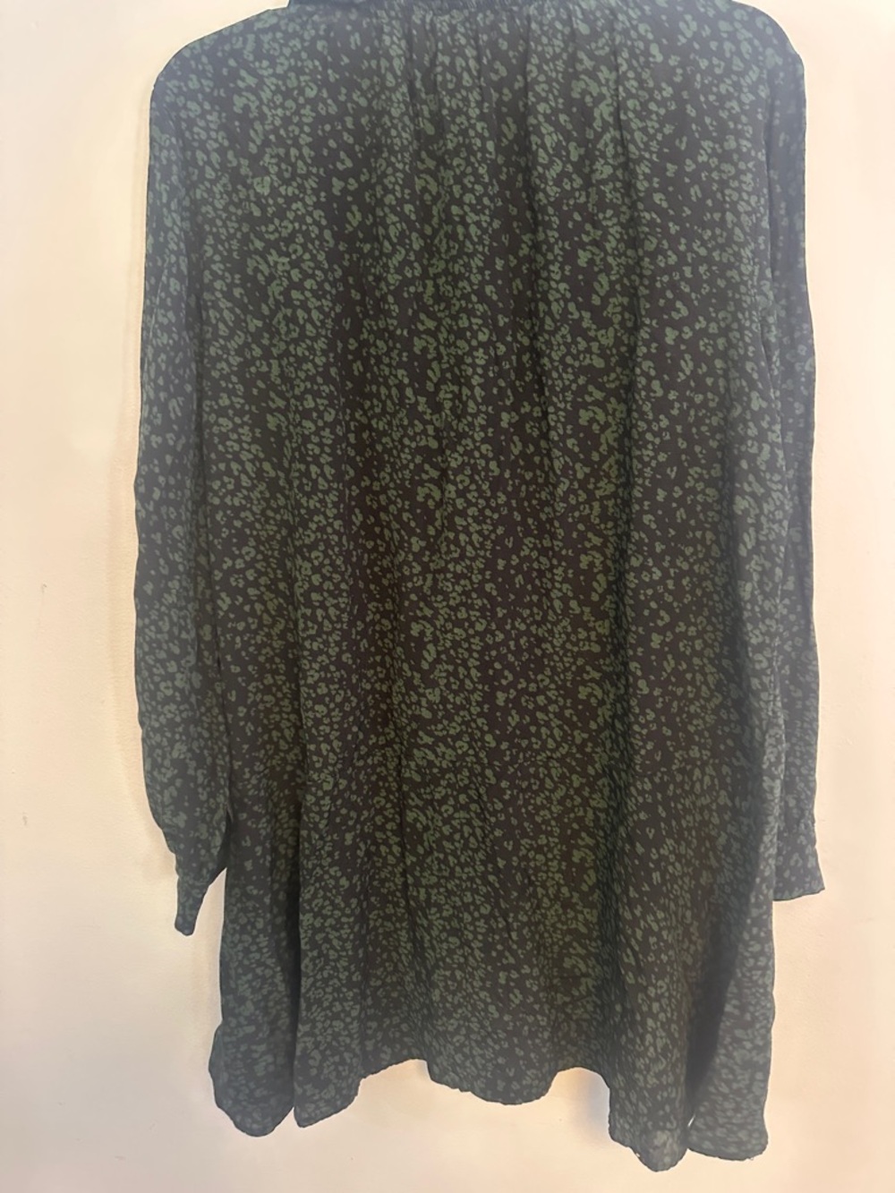 Zara Black Floral Mini Dress with Green Print - Picture 7 of 7